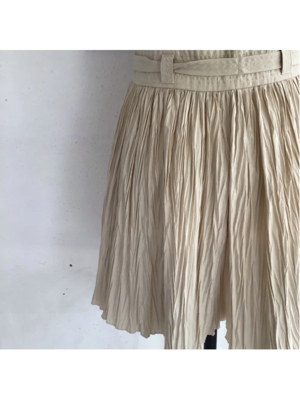 Ulla Johnson Women Elegant Beige Pleated Romper with Puff Sleeves Size 4 - Picture 10 of 15